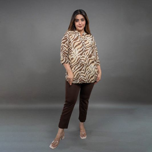 PRESENCE PLUS SIZE TOP WITH APPLIQUE