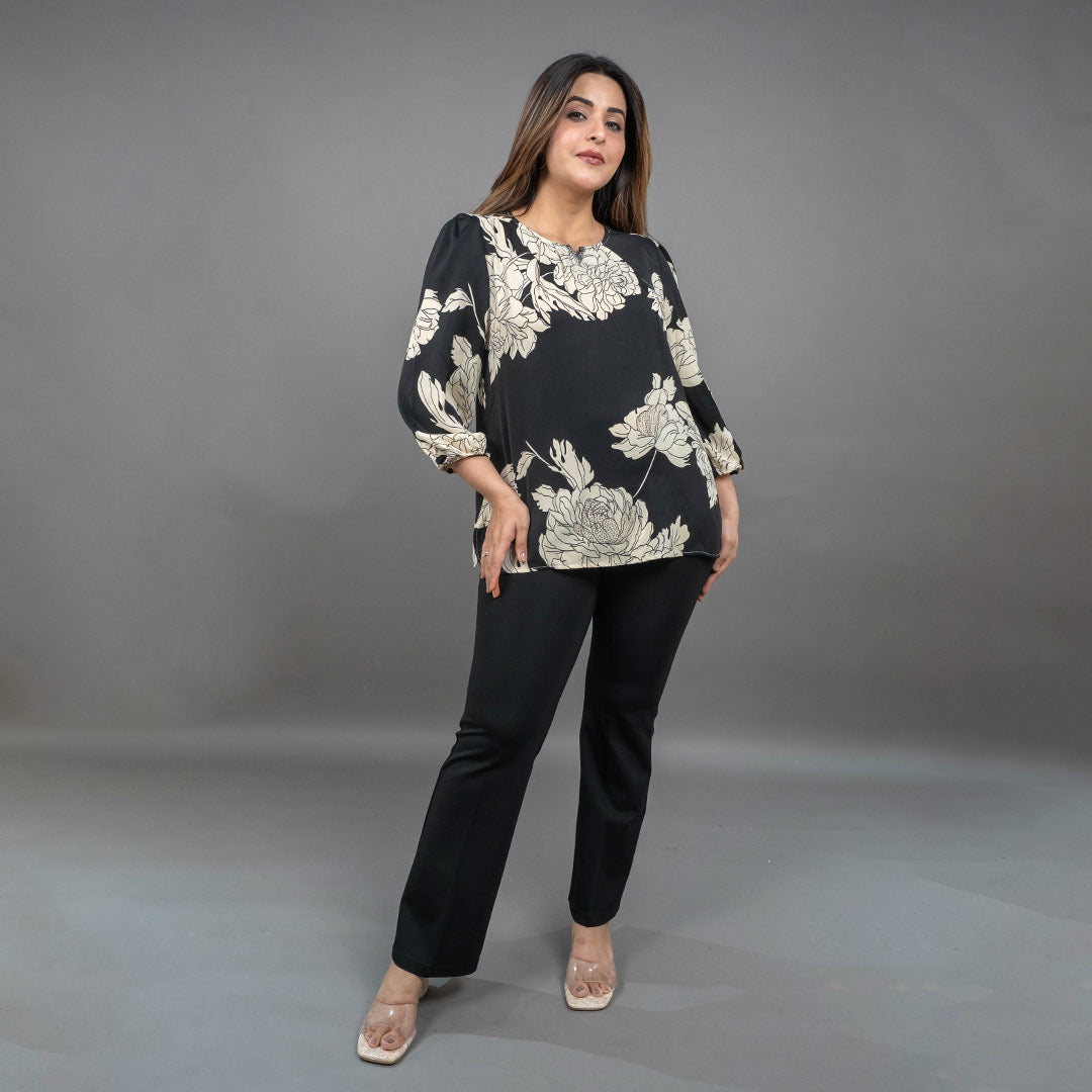 PRESENCE PLUS SIZE FLORAL PRINTED TOP