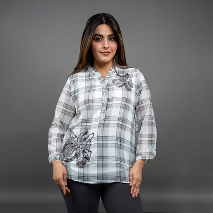 PRESENCE PLUS SIZE CHEX PRINTED TOP WITH RHIMESTONES