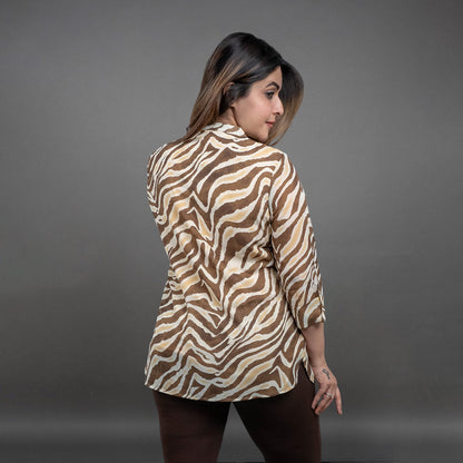 PRESENCE PLUS SIZE TOP WITH APPLIQUE